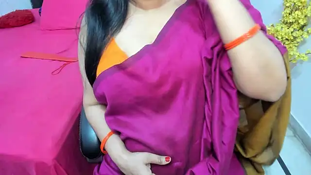 Snapshot of YourSanchu chatting on January 19, 6:43 pm YourSanchu online show from January 19, 6:43 pm