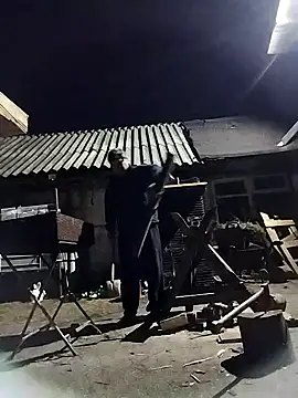 Snapshot of sarpe4 chatting on October 15, 4:18 pm sarpe4 online show from October 15, 4:18 pm