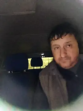 Snapshot of sarpe4 chatting on December 3, 4:31 am sarpe4 online show from December 3, 4:31 am