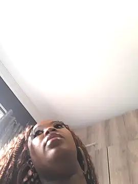 SWEETDOLLY29XX online show from February 13, 7:13 am