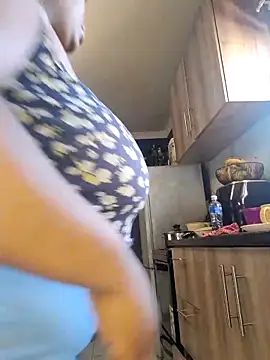 SWEETDOLLY29XX online show from October 10, 7:18 am