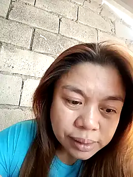 Snapshot of Kariebabe chatting on January 19, 1:43 am Kariebabe online show from January 19, 1:43 am