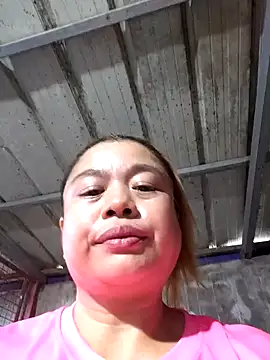 Snapshot of Kariebabe chatting on October 23, 12:54 am Kariebabe online show from October 23, 12:54 am