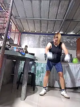 Snapshot of Kariebabe chatting on October 24, 12:41 am Kariebabe online show from October 24, 12:41 am