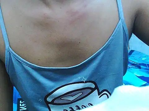 Snapshot of nica20 chatting on October 15, 7:30 am nica20 online show from October 15, 7:30 am