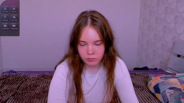 Snapshot of Janie_JJ_Curvie chatting on April 30, 4:41 am Janie JJ Curvie online show from April 30, 4:41 am
