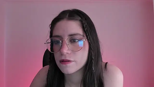 HazelKush online show from October 28, 9:39 pm