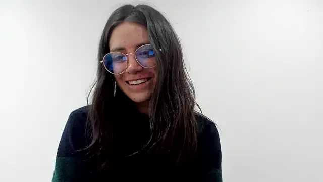 HazelKush online show from January 11, 9:09 pm