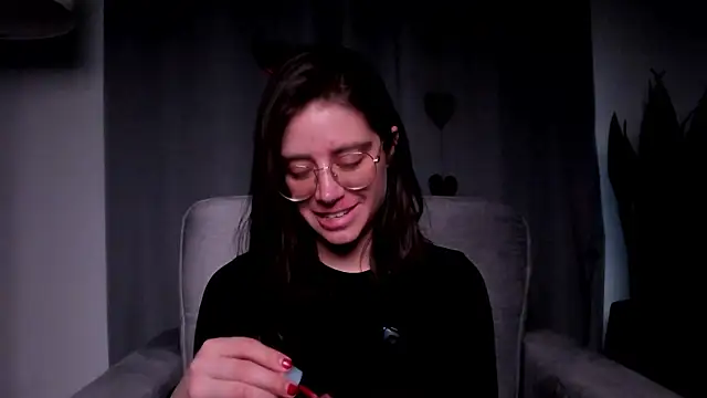 HazelKush online show from February 12, 9:21 pm