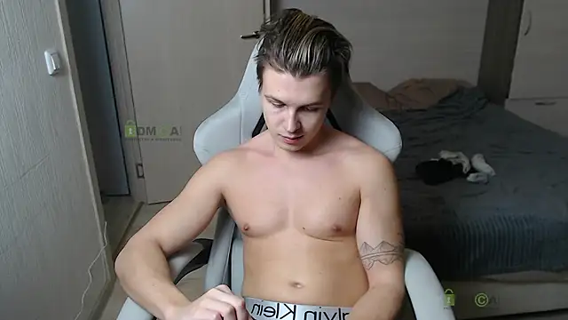 Sunny-Girl1 online show from March 13, 6:23 pm