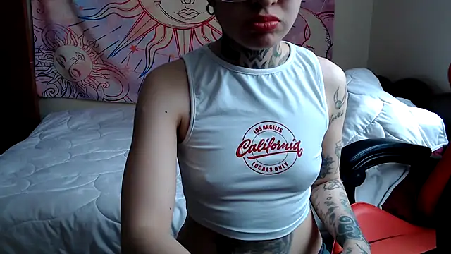 ArrangedFoot online show from February 22, 9:02 pm