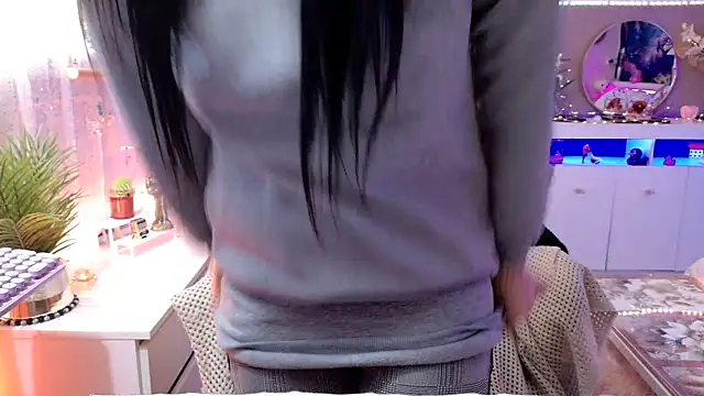 misscectito13 online show from February 15, 1:20 pm