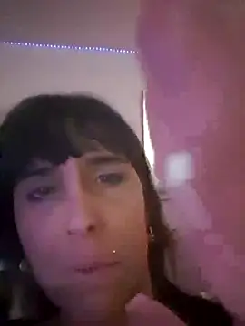 misscectito13 online show from June 8, 1:33 pm
