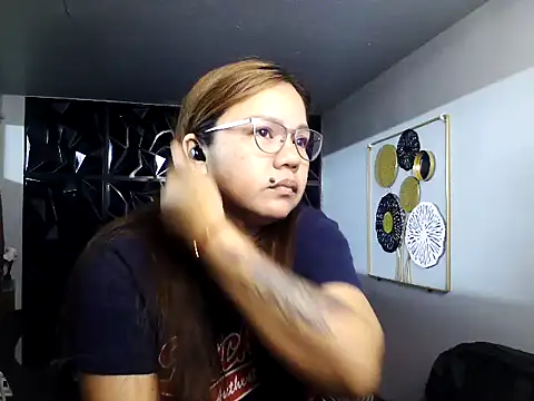 ambersmile online show from January 14, 9:51 pm
