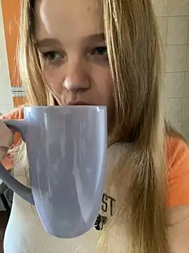 -MimmiLissa- online show from March 9, 9:02 am