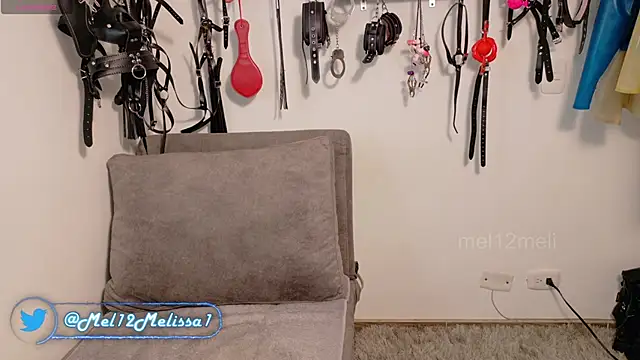 mel12meli online show from October 21, 8:42 pm