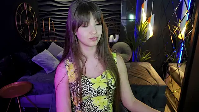 ElizaMild online show from January 30, 7:48 pm