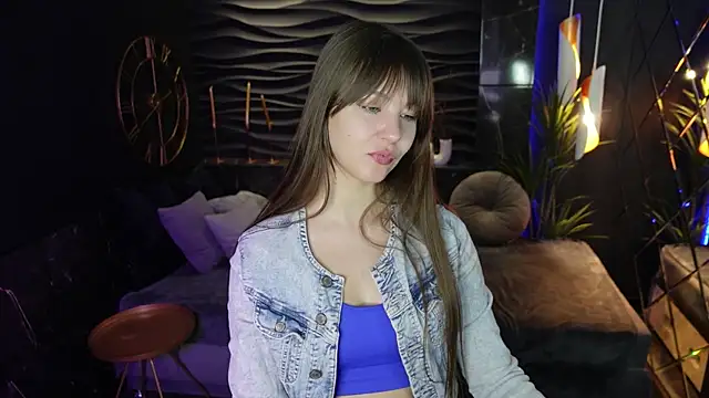 ElizaMild online show from January 31, 4:59 pm