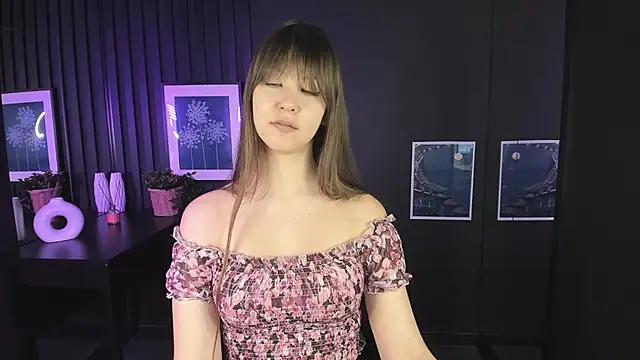 ElizaMild online show from February 4, 4:39 pm