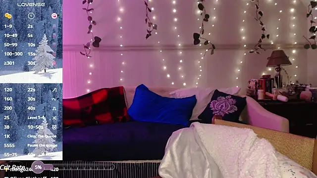 WickedAphrodite online show from December 22, 3:44 am