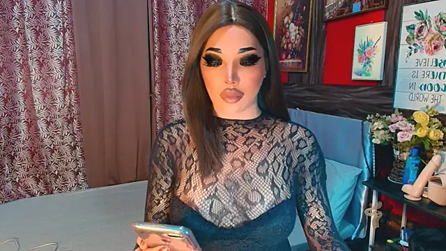 trixxielicious online show from October 27, 9:13 am