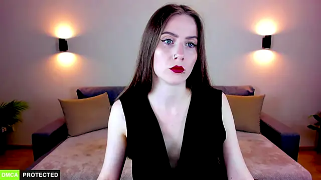 TheWoman   online show from September 23, 6:44 pm