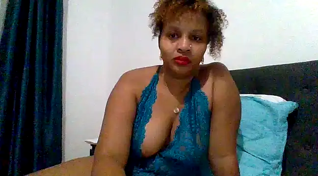 Snapshot of Nathyjess195 chatting on December 5, 1:38 pm Nathyjess195 online show from December 5, 1:38 pm