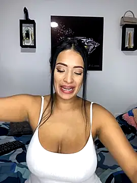 Shantal Lovee online show from October 14, 2:01 am