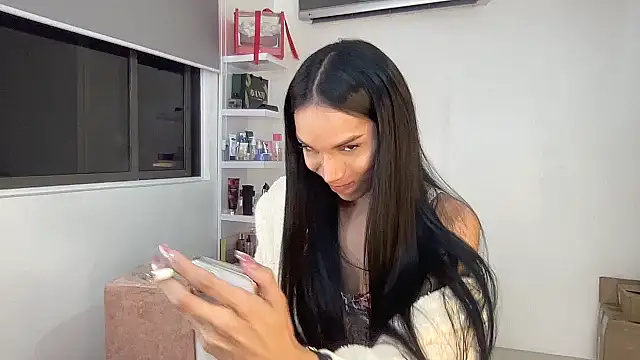 Michell simons online show from January 21, 12:25 am