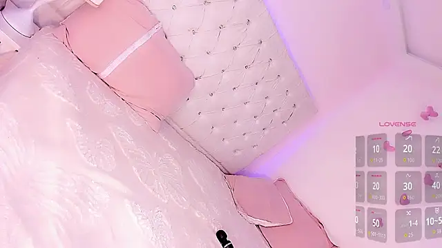 Michell simons online show from December 14, 7:51 pm