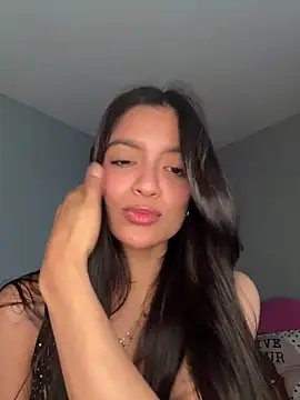 Snapshot of Sammy_pink chatting on January 4, 11:59 pm Sammy pink online show from January 4, 11:59 pm