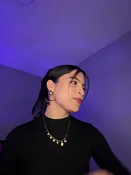 Snapshot of Sammy_pink chatting on February 23, 12:19 am Sammy pink online show from February 23, 12:19 am