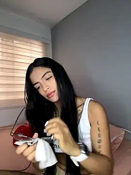 Snapshot of Sammy_pink chatting on September 22, 1:02 pm Sammy pink online show from September 22, 1:02 pm