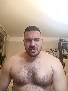 Snapshot of PowerToes chatting on December 13, 7:53 pm PowerToes online show from December 13, 7:53 pm