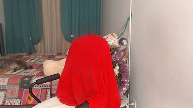 LuxuryNika online show from January 2, 2:24 pm