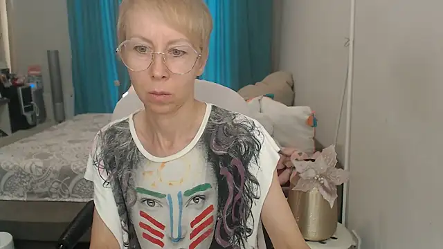 LuxuryNika online show from July 5, 12:23 pm
