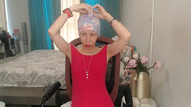 LuxuryNika online show from July 13, 11:35 am