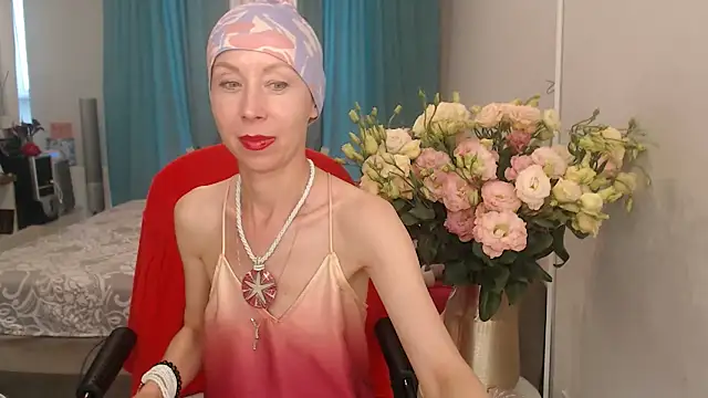 LuxuryNika online show from July 18, 3:16 pm