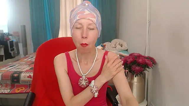 LuxuryNika online show from July 30, 2:05 pm
