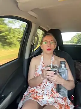 Snapshot of Gatitacarlita chatting on November 28, 12:30 pm Gatitacarlita online show from November 28, 12:30 pm