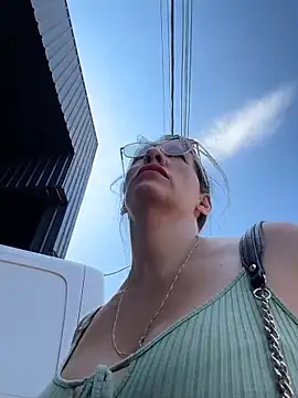 Snapshot of Gatitacarlita chatting on March 28, 2:38 pm Gatitacarlita online show from March 28, 2:38 pm