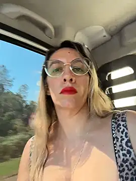 Snapshot of Gatitacarlita chatting on March 30, 1:56 pm Gatitacarlita online show from March 30, 1:56 pm