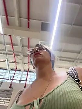 Snapshot of Gatitacarlita chatting on April 1, 7:00 pm Gatitacarlita online show from April 1, 7:00 pm