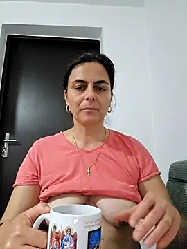 IsabelleCraft online show from December 2, 2:12 pm