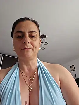 IsabelleCraft online show from June 27, 10:42 am