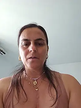IsabelleCraft online show from July 29, 1:20 pm