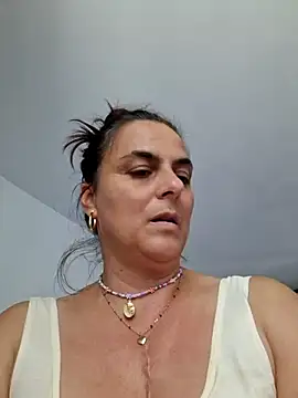 IsabelleCraft online show from July 30, 1:32 pm