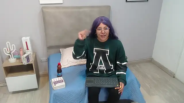 valevicious online show from October 7, 5:32 pm