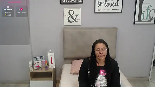 valevicious online show from November 24, 7:02 pm