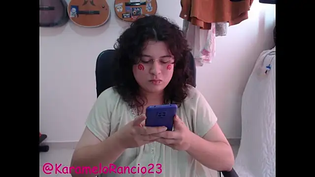 Smoke trip Alicia online show from March 8, 3:24 pm
